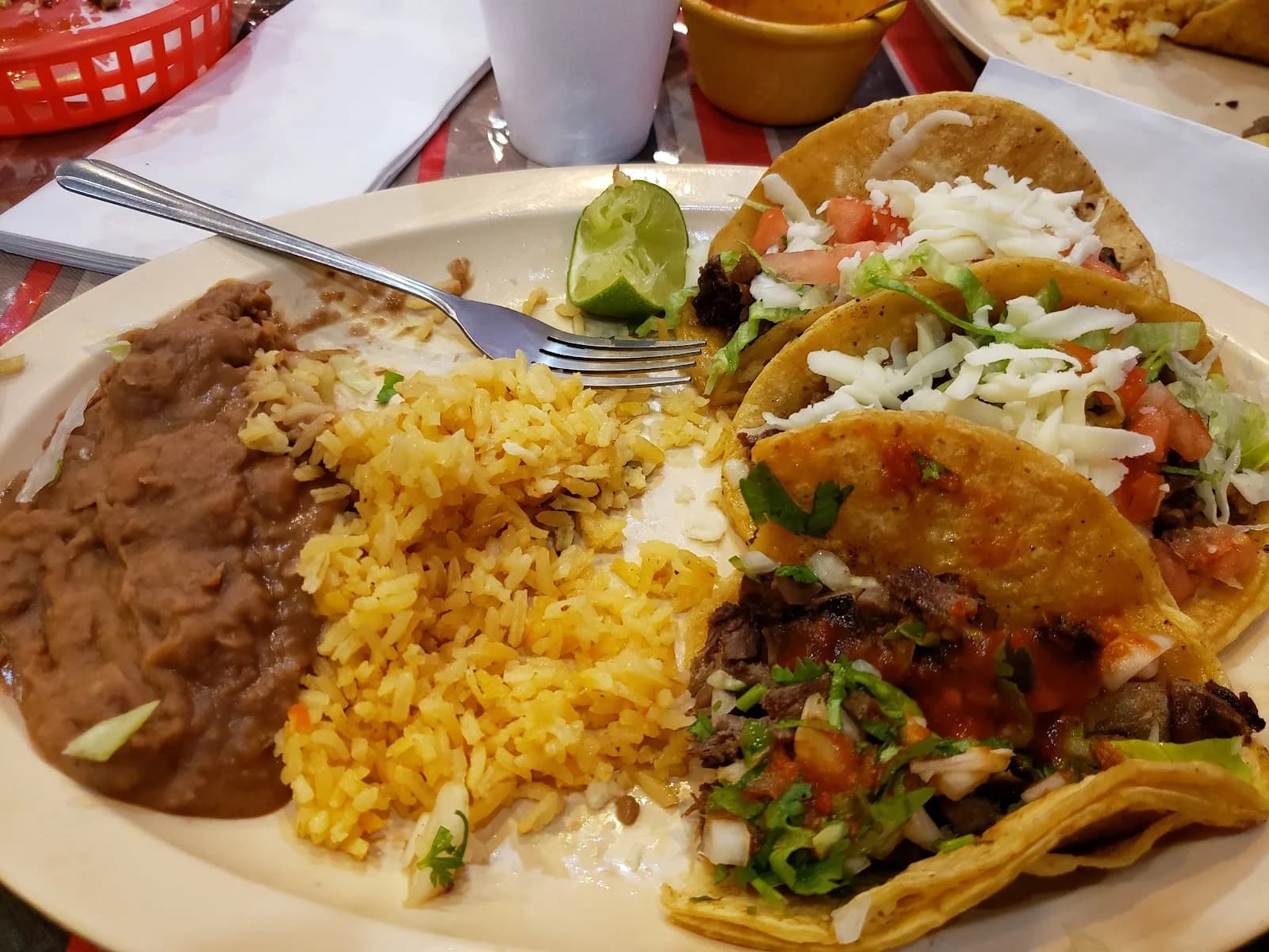 El Paisano Tacos photo 3