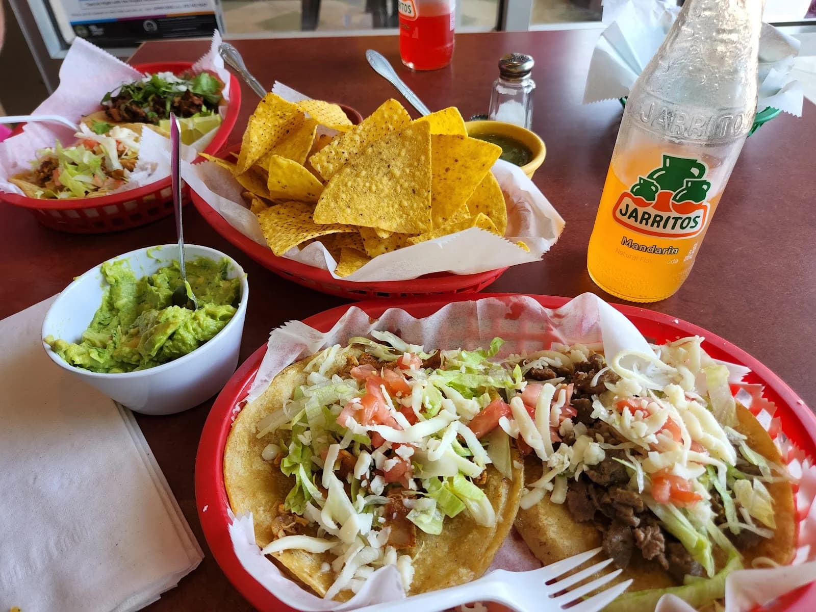 El Paisano Tacos photo 4