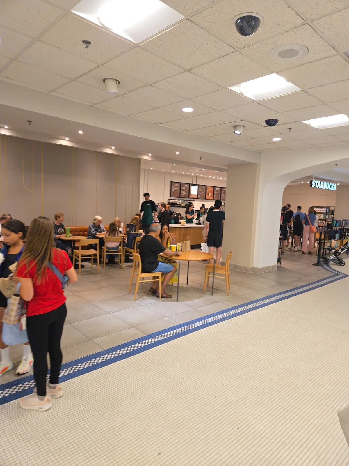Starbucks photo 1