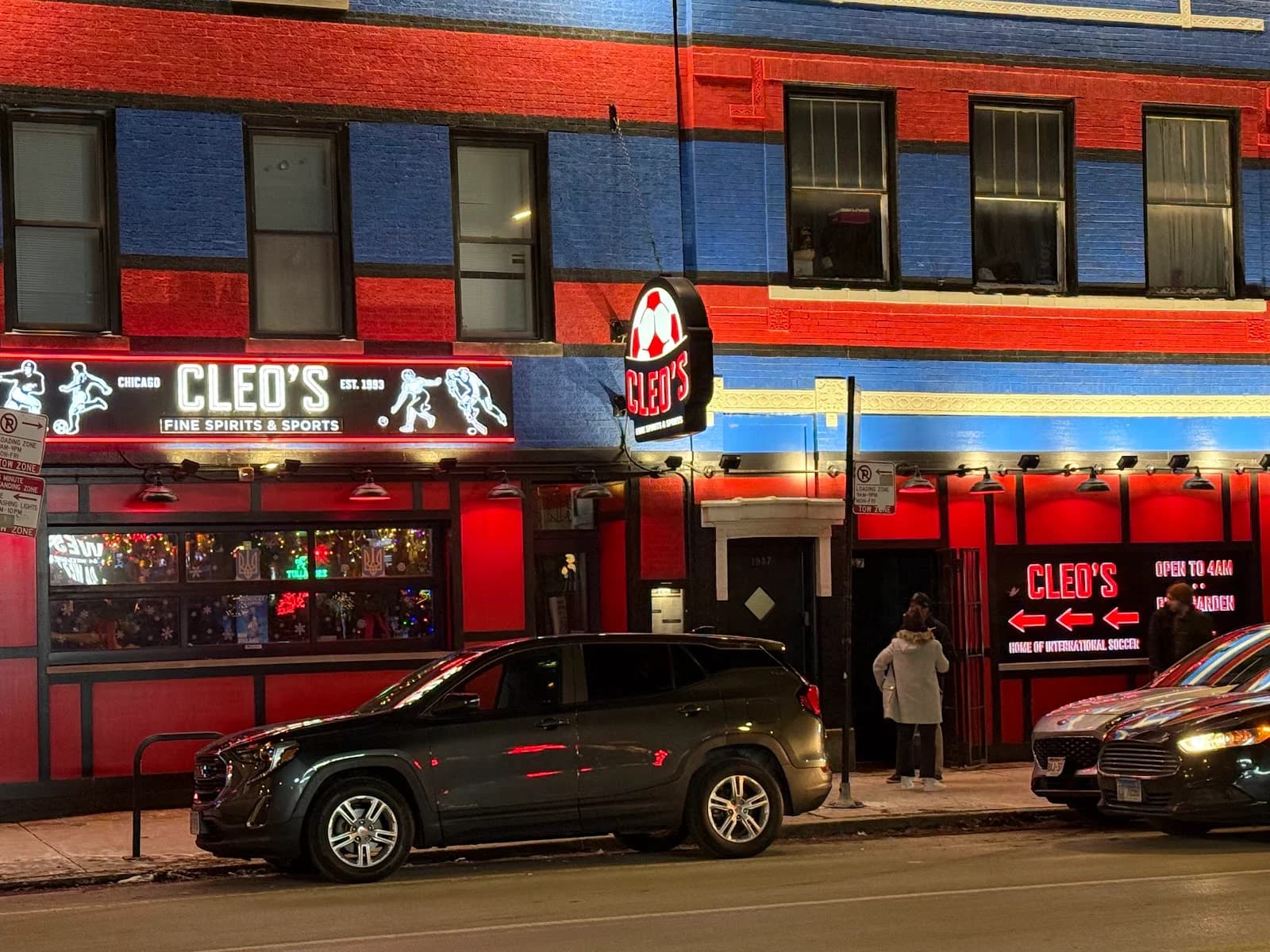 Cleos Bar and Grill photo 4