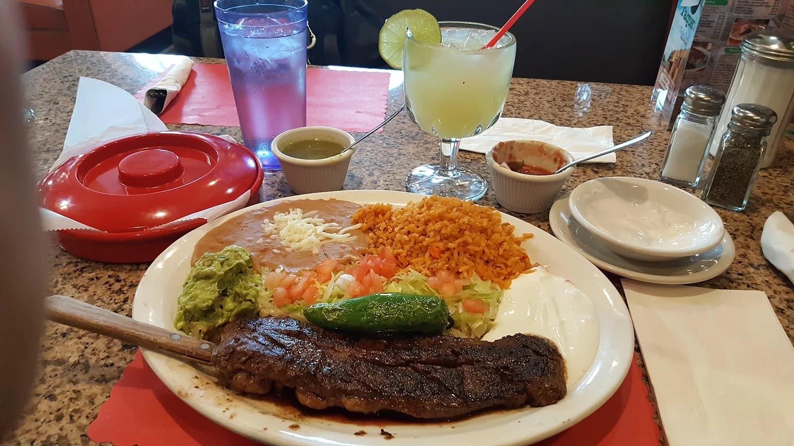 La Mexicana Taqueria photo 4