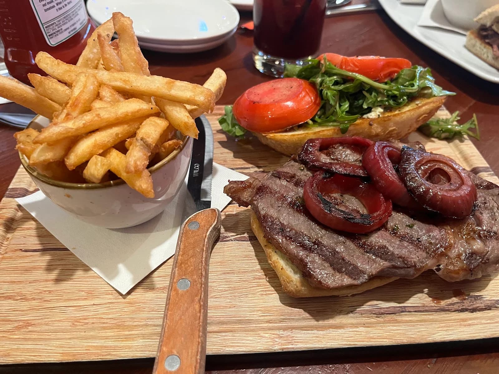 WildFin American Grill - Issaquah photo 7