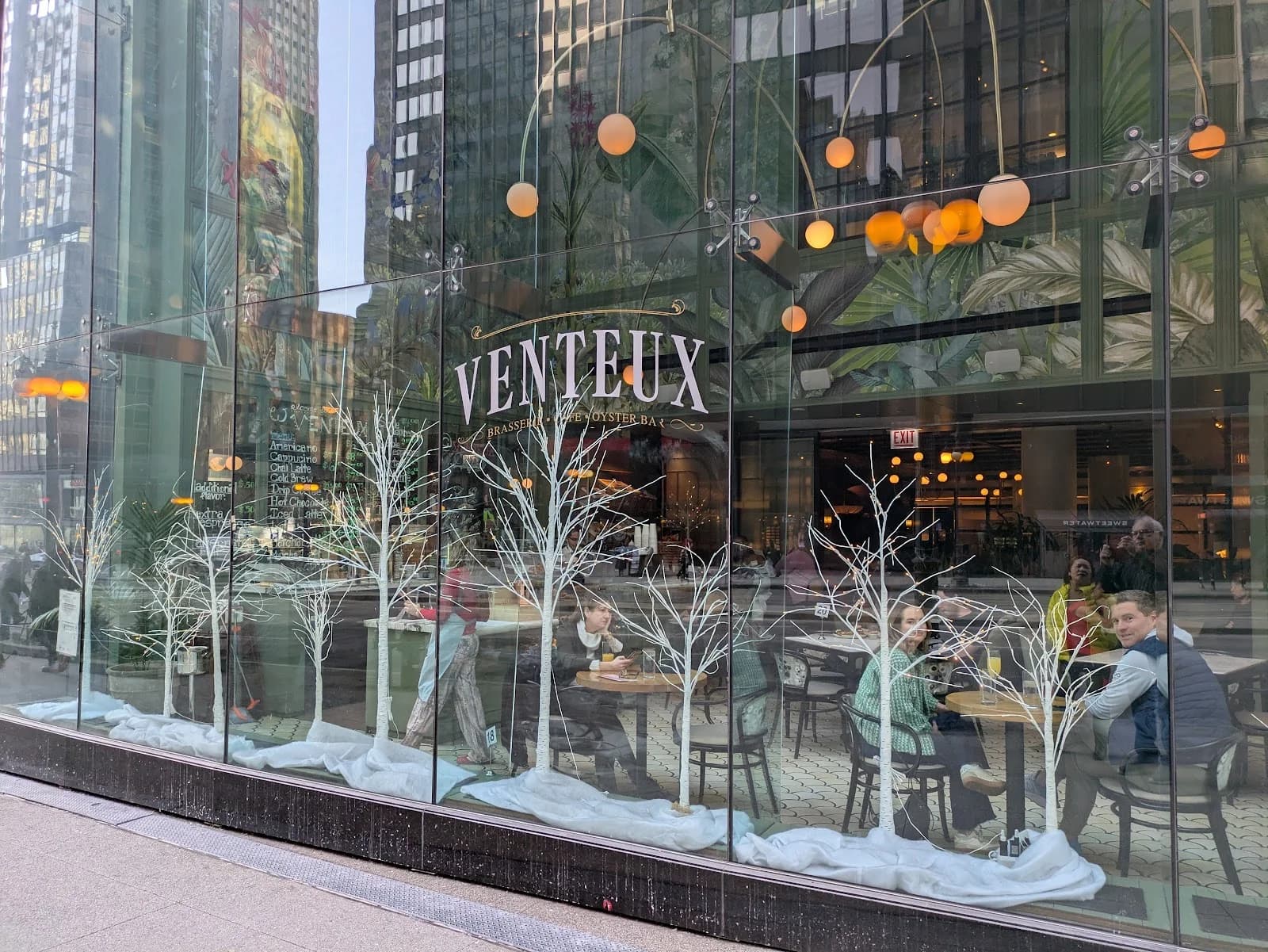 Venteux Brasserie, Cafe & Oyster Bar photo 4
