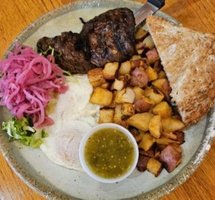 Janik's Cafe photo 4