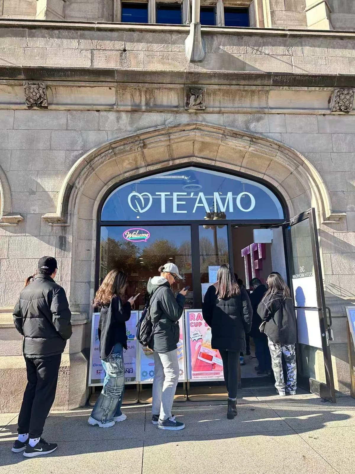 TE'AMO Boba & Desserts - Millennium Park photo 1