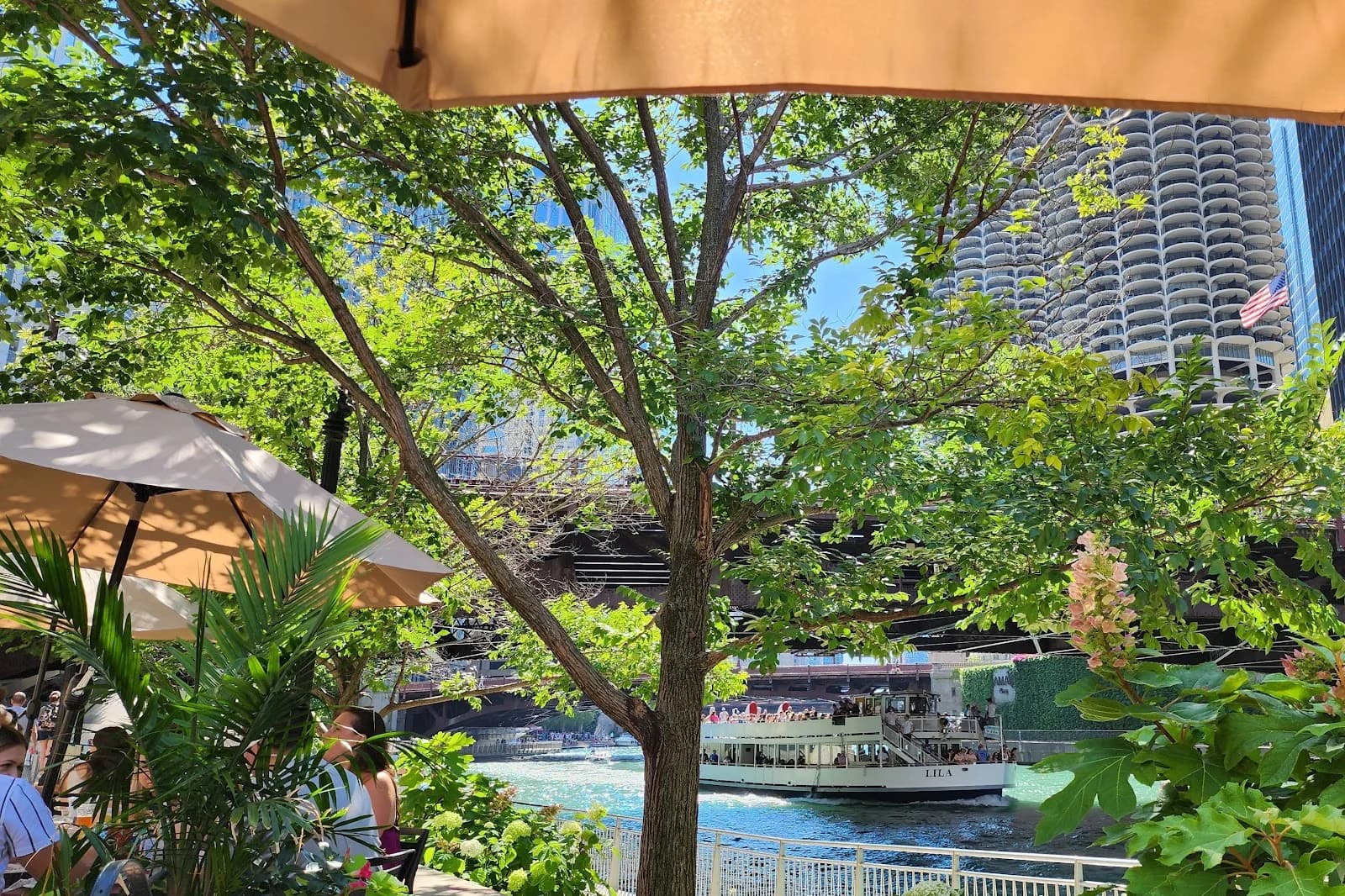 O’Briens Riverwalk Café photo 6