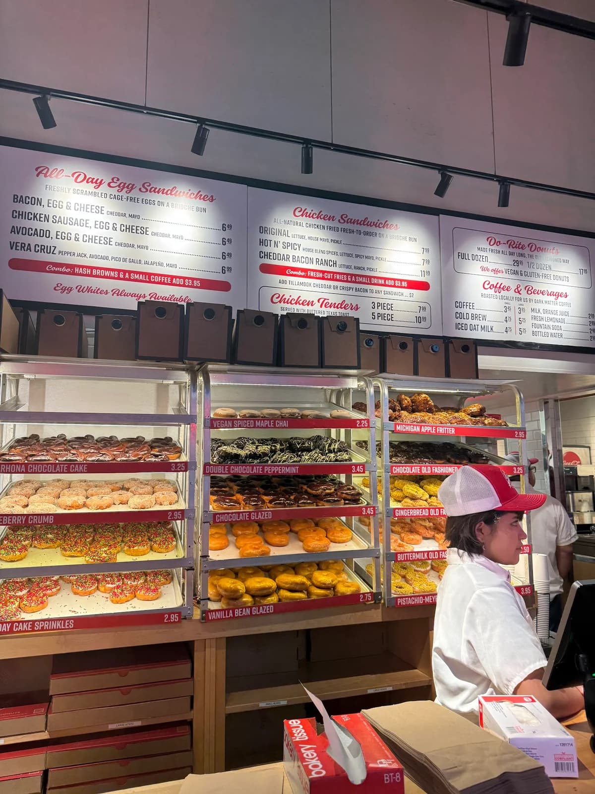 Do-Rite Donuts & Chicken photo 1
