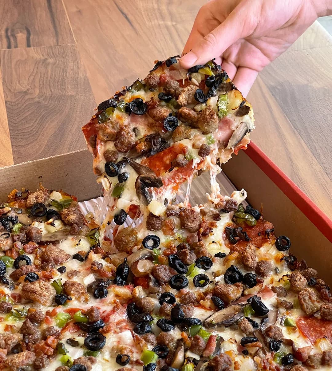 Jet's Pizza photo 3
