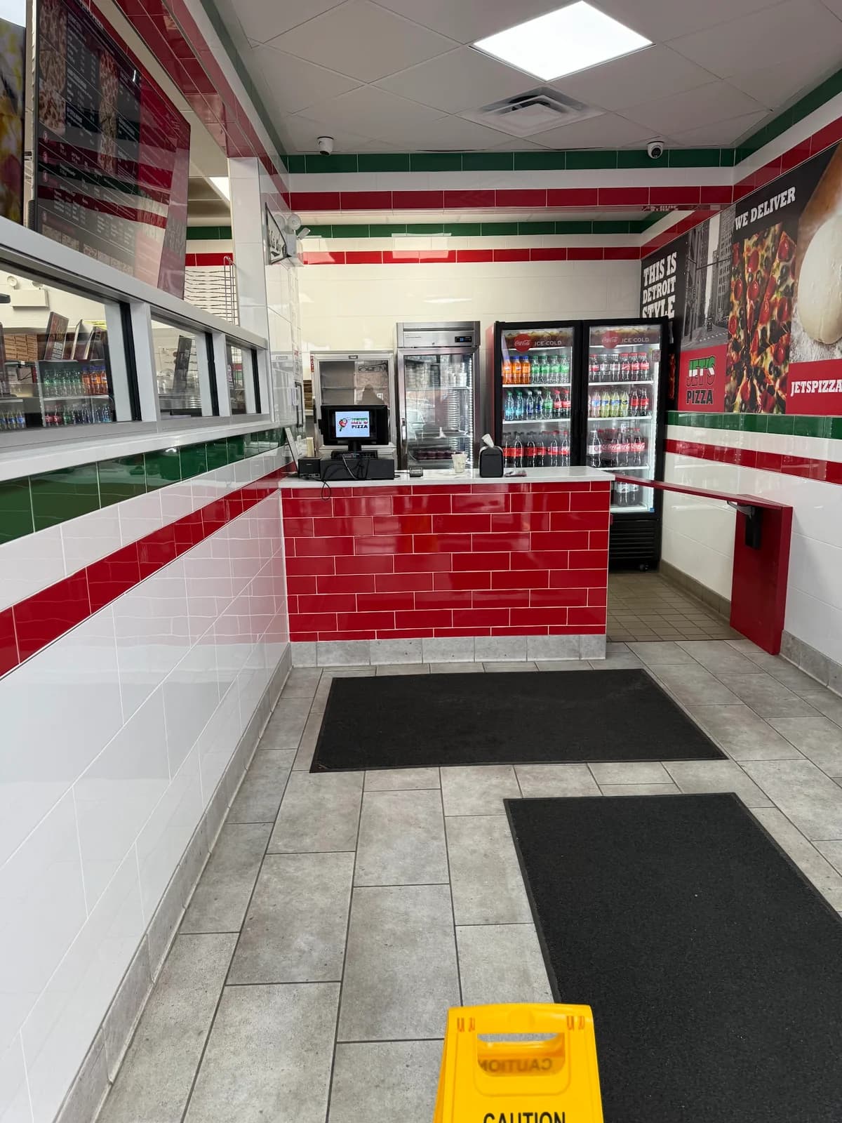 Jet's Pizza photo 1