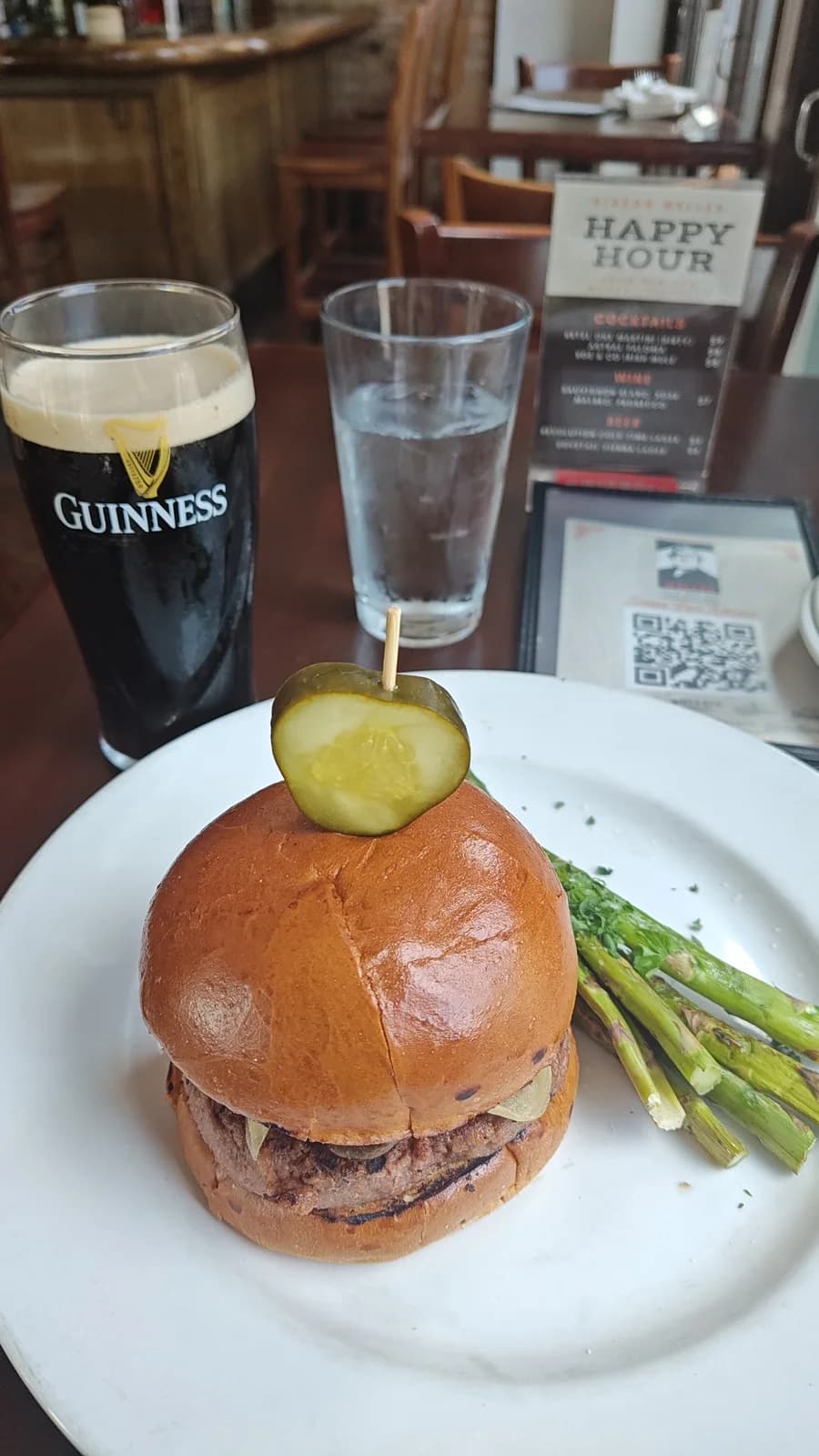 Gideon Welles Craft Beer Bar & Kitchen photo 6
