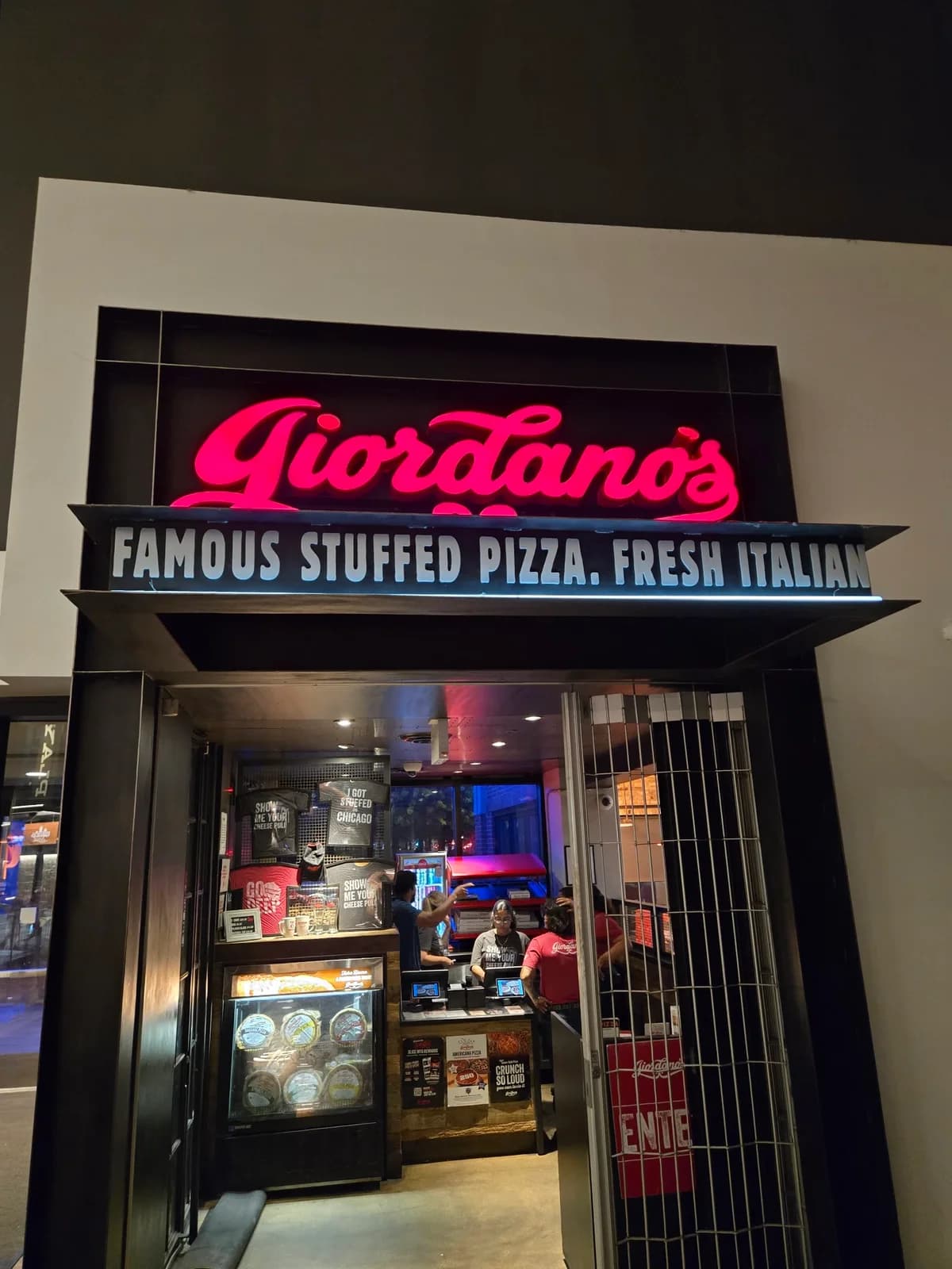 Giordano's photo 3