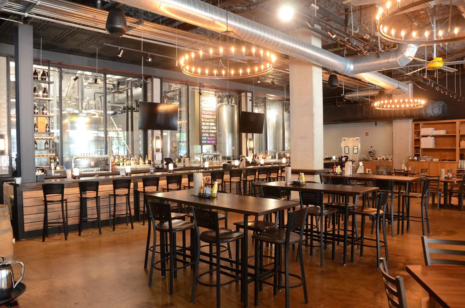 GoodTimes Brewery + Kitchen photo 2