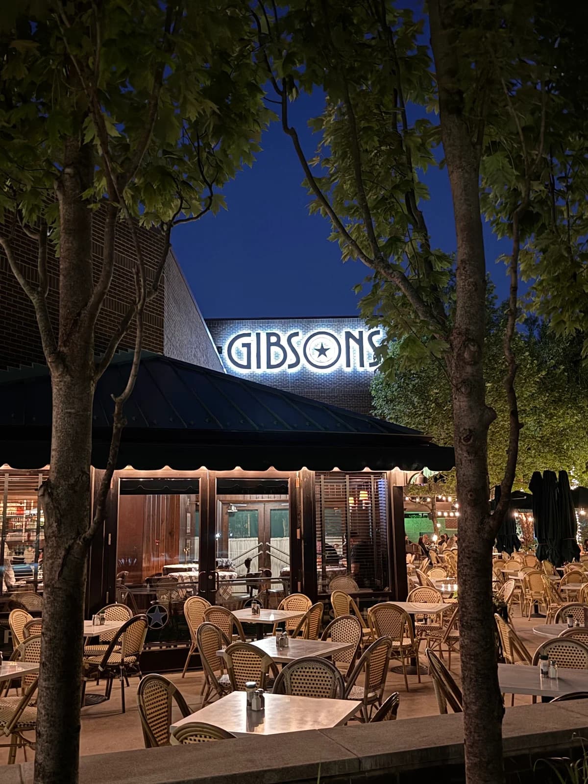 Gibsons Bar & Steakhouse photo 3