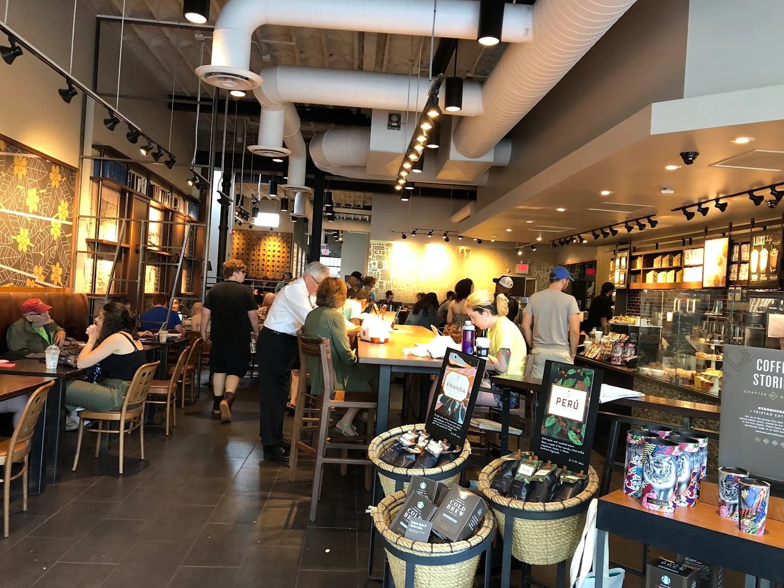 Starbucks Coffee Company photo 1