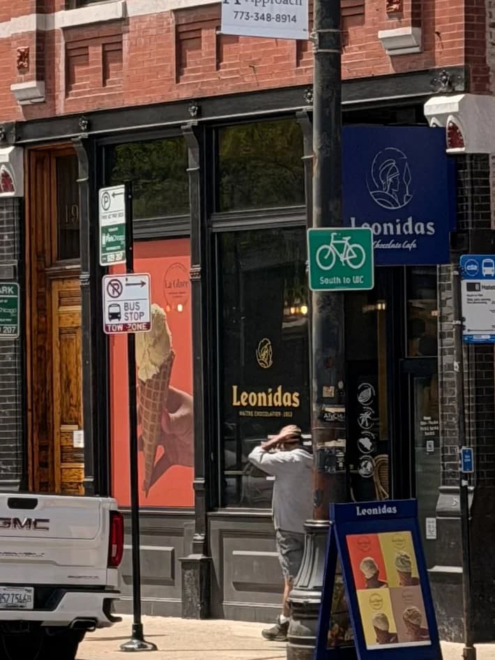 Leonidas Cafe Chocolaterie photo 8