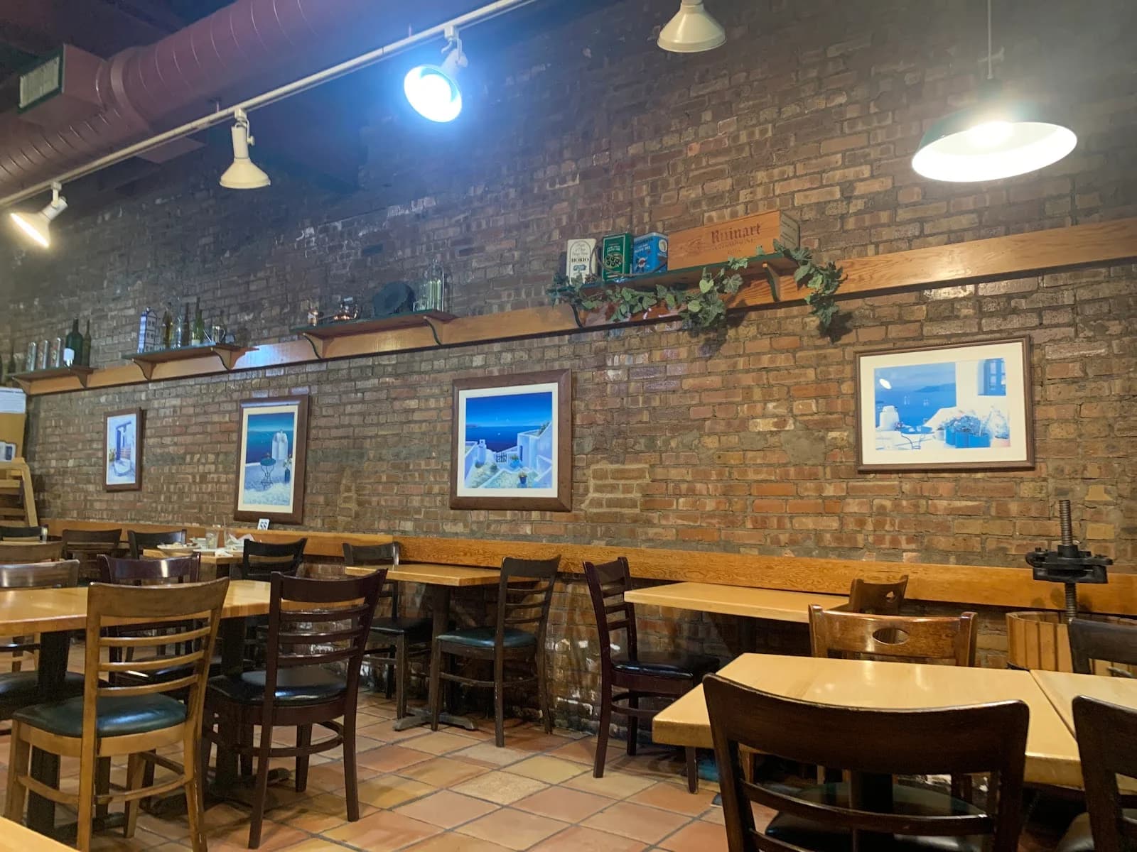 Grapevine Mediterranean Gourmet Cafe photo 3