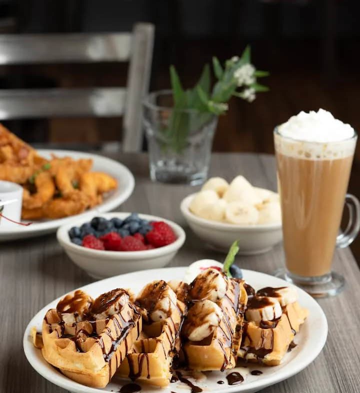 Chicago Waffles West Loop photo 2
