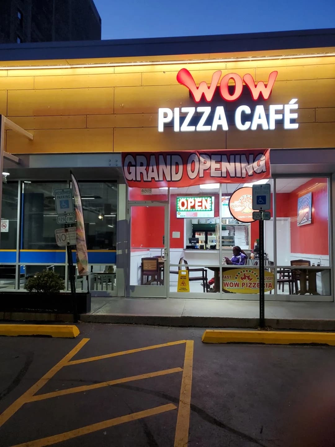 Wow Pizza Café photo 2
