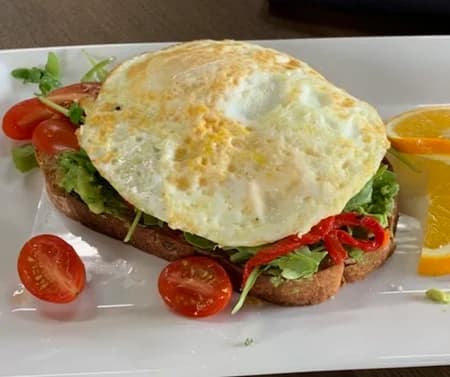 Le Cafe Station Grill photo 4