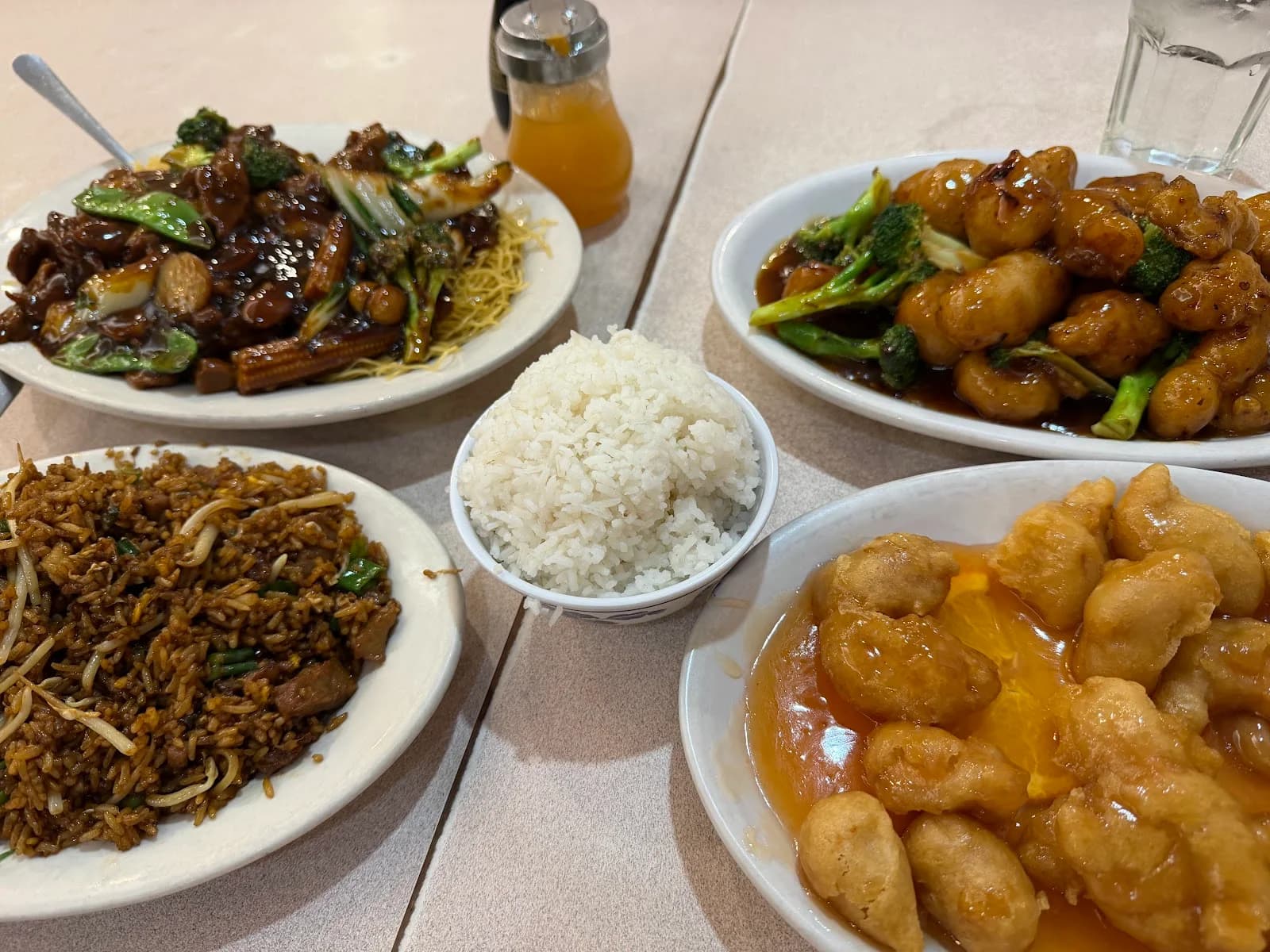 Three Happiness Restaurant photo 7