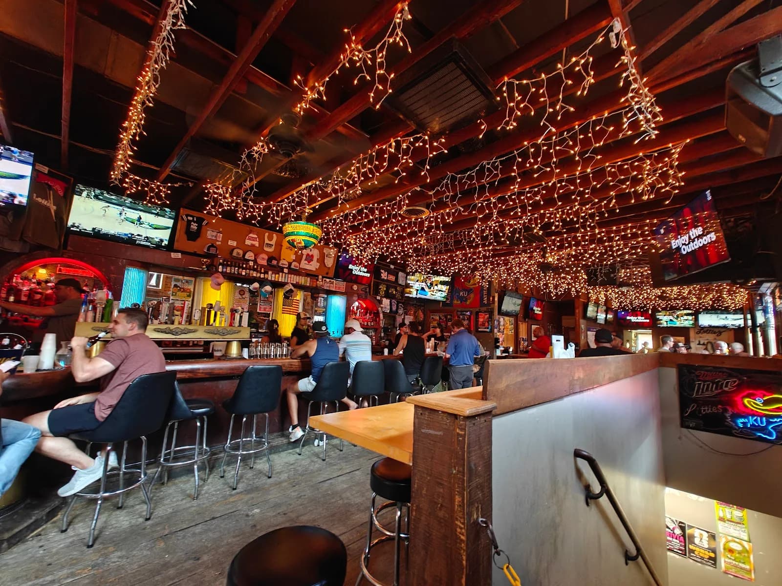 Lottie's Pub photo 1