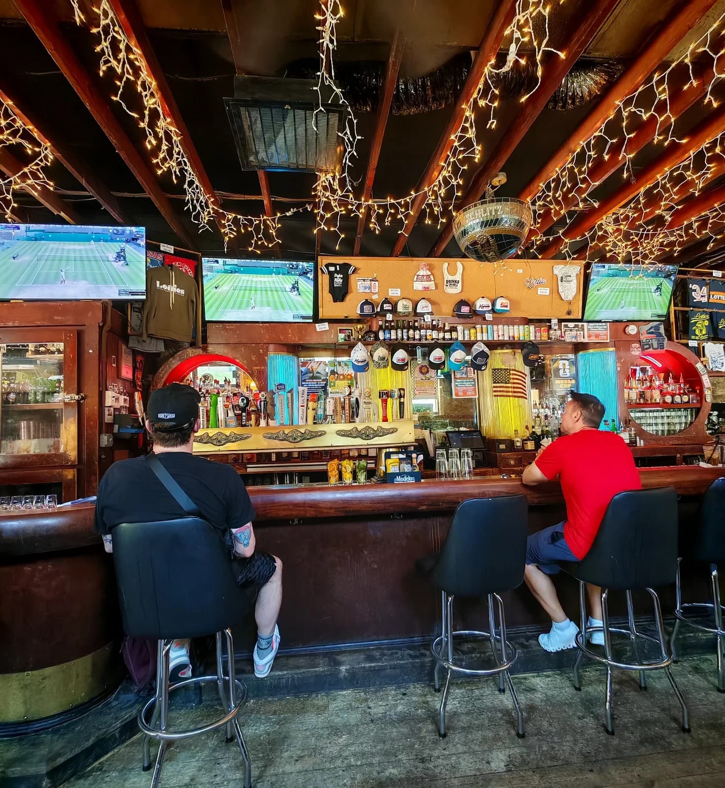 Lottie's Pub photo 2