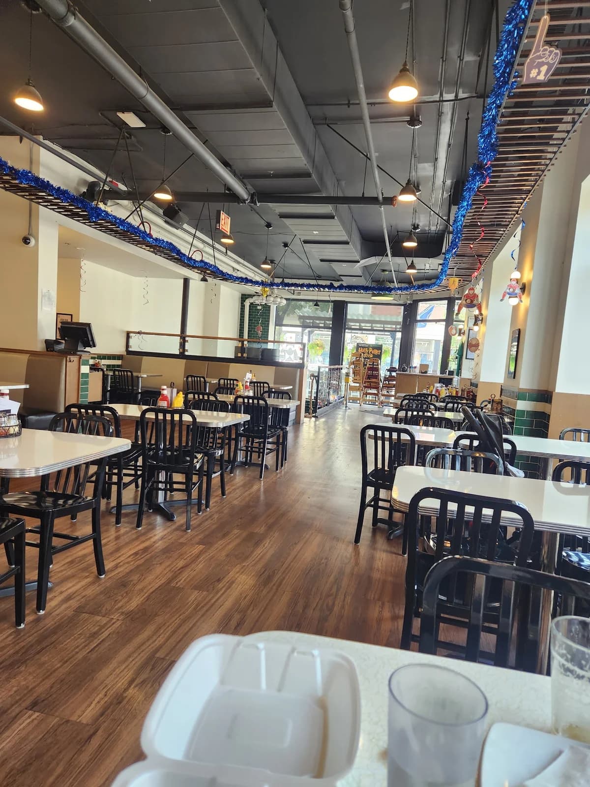 D'Agostino's Pizza and Pub Wrigleyville photo 3
