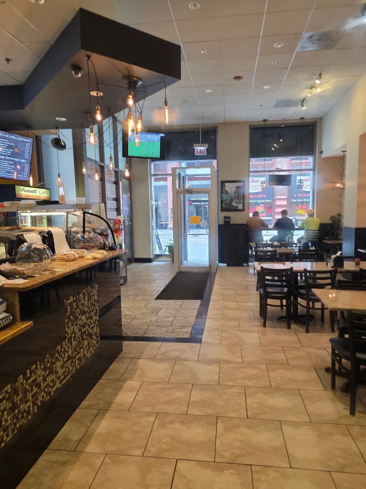 Avanti Caffe photo 1