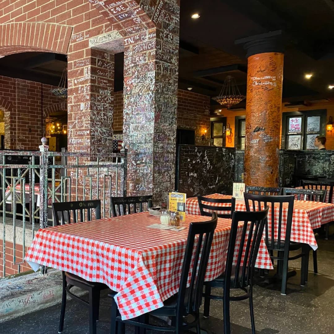Gino's East photo 2