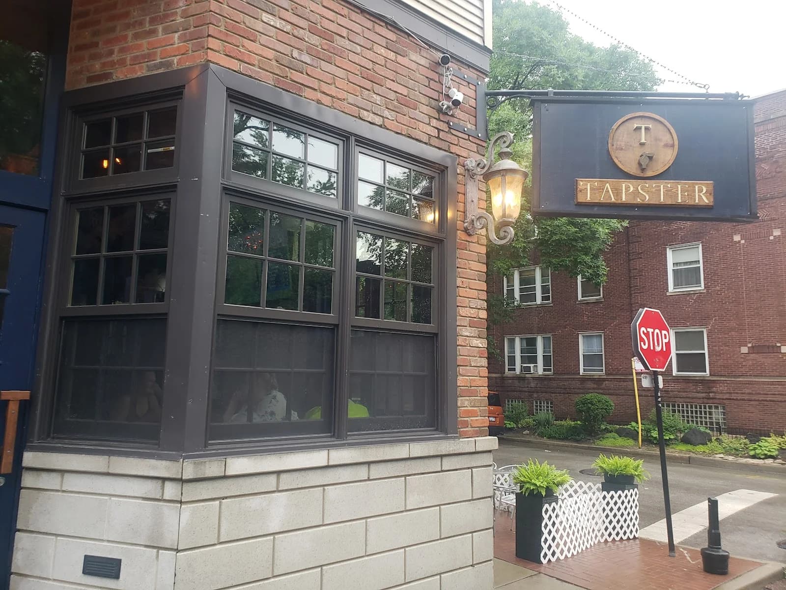 Tapster Lincoln Park photo 7