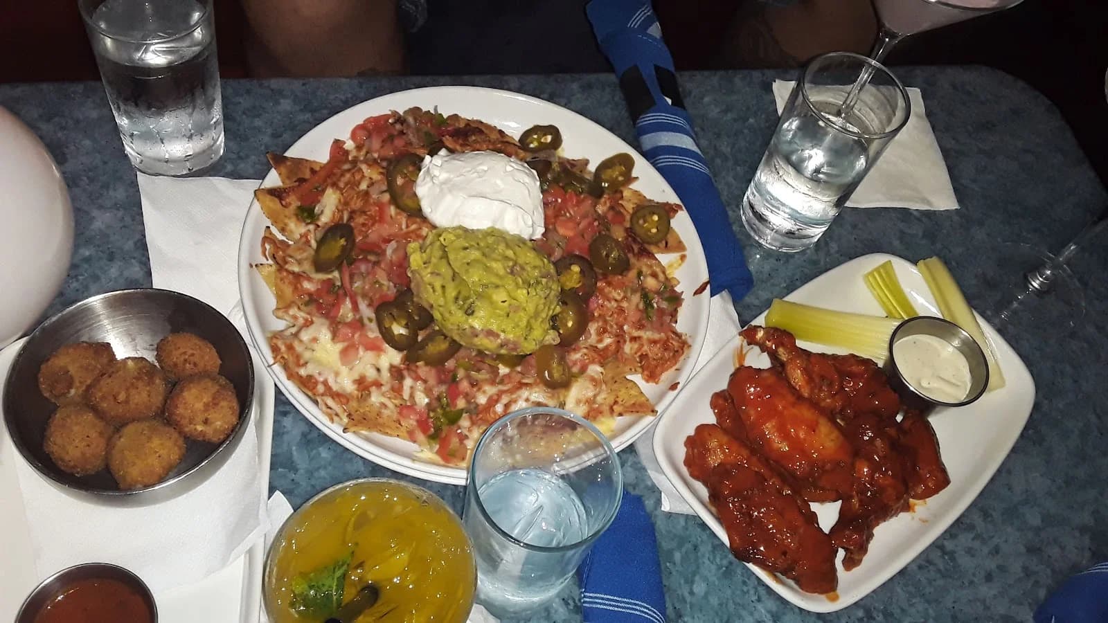 Blue Line Lounge & Grill photo 9