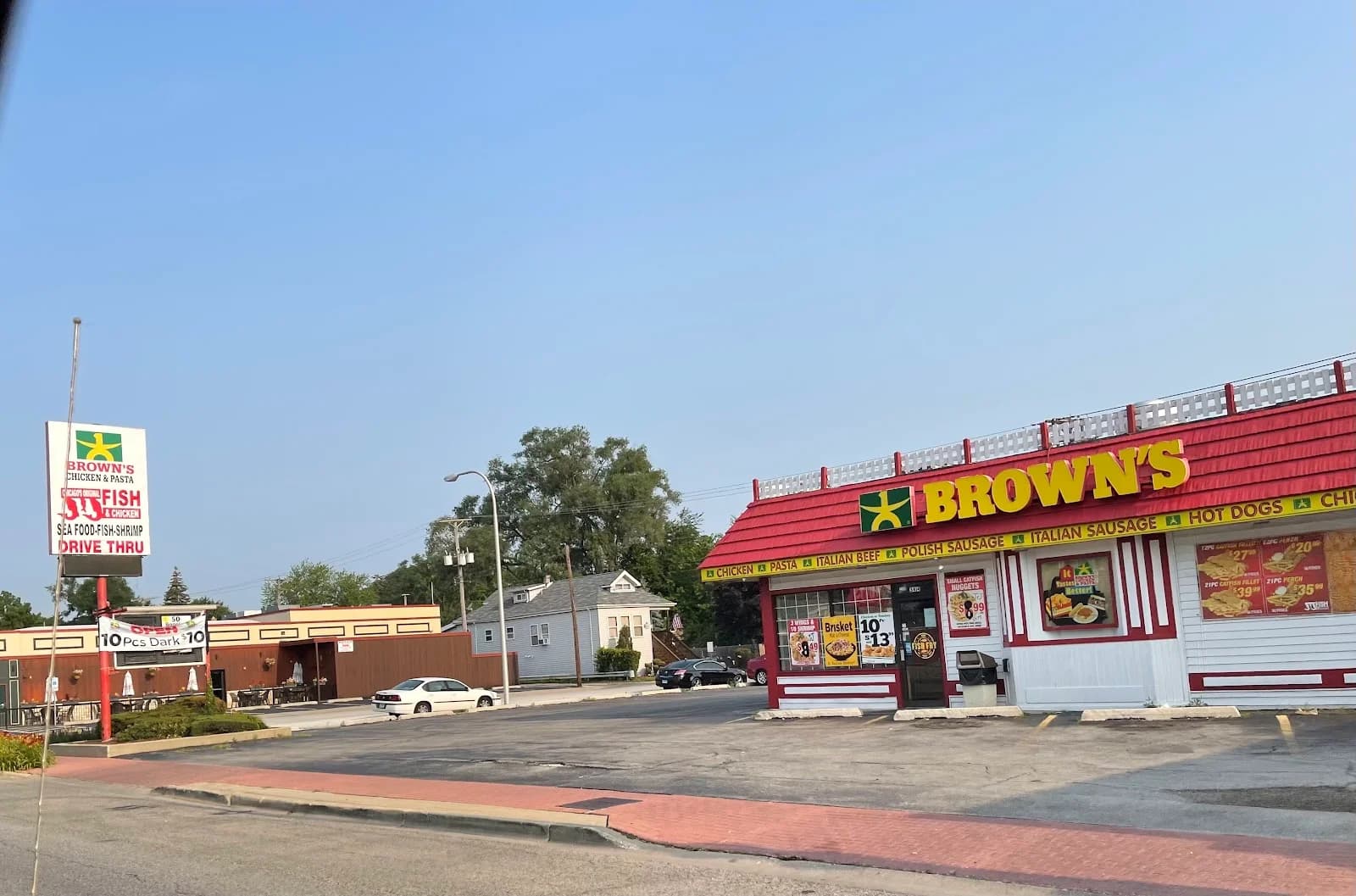Brown’s Chicken and Pasta Restaurant photo 2