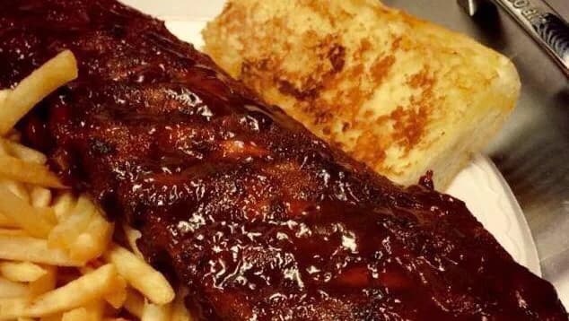 Mickey's Gyros & Ribs photo 5
