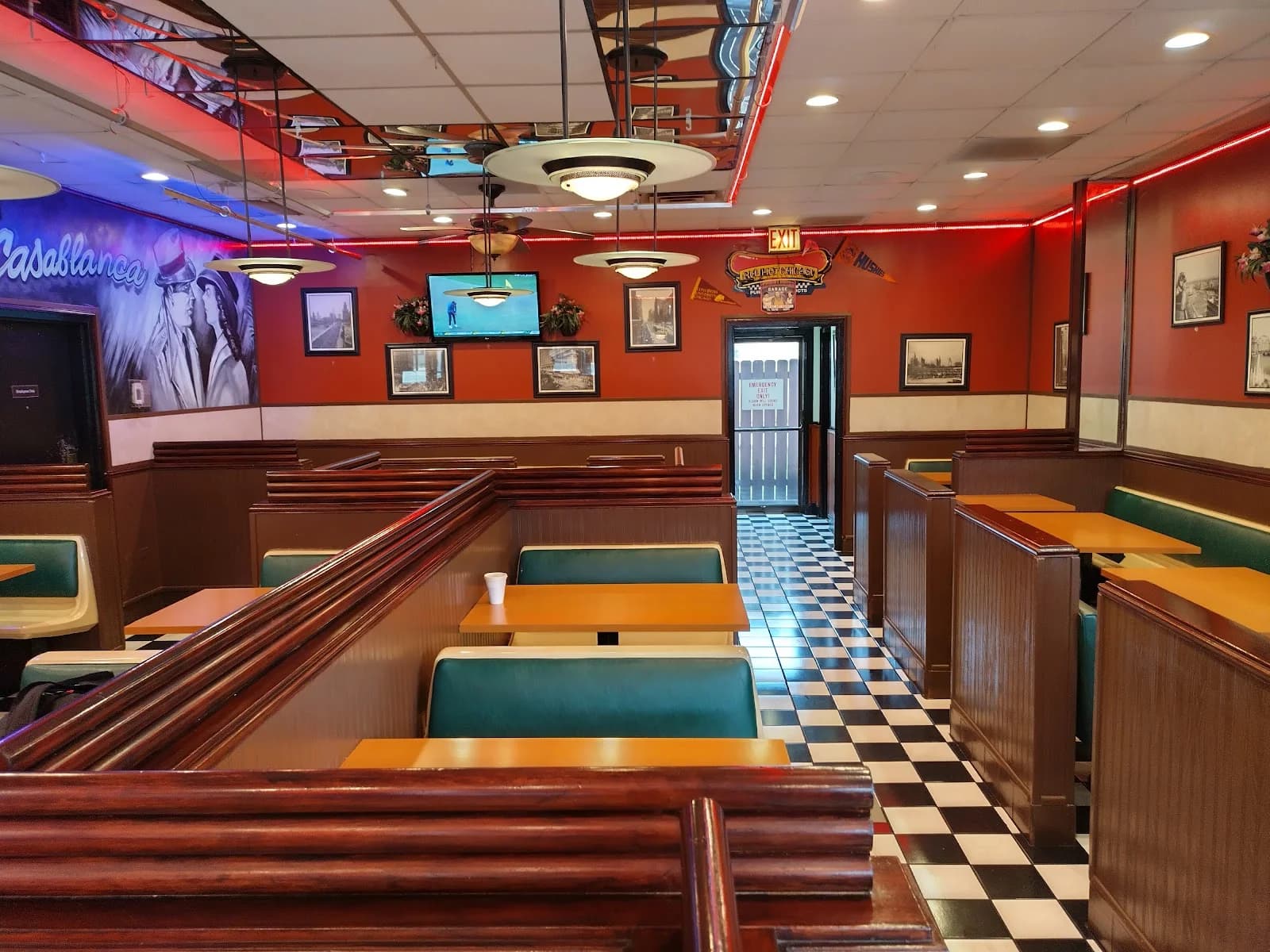 Mickey's Gyros & Ribs photo 1