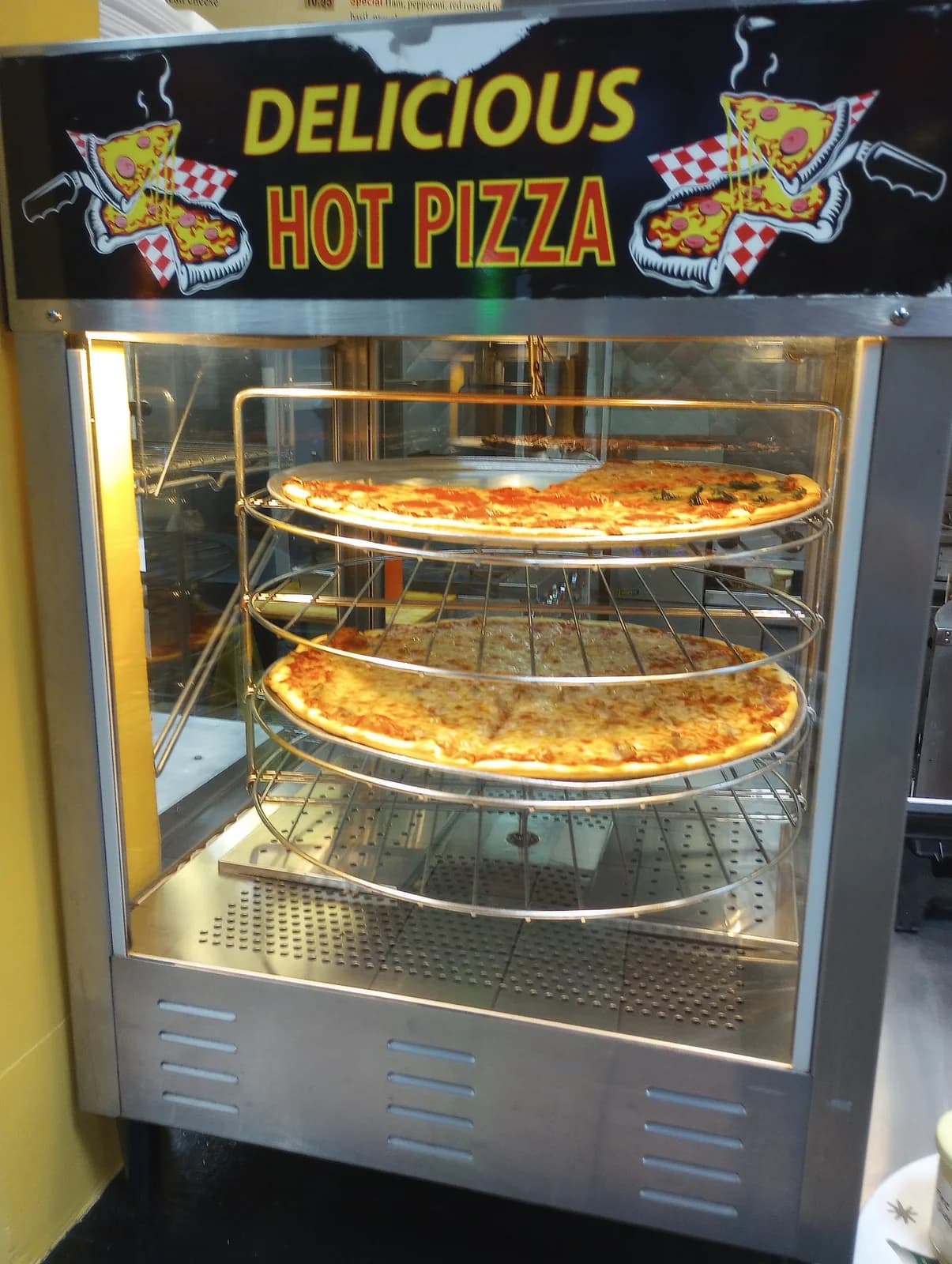 Tapia's Pizza on Howard photo 10