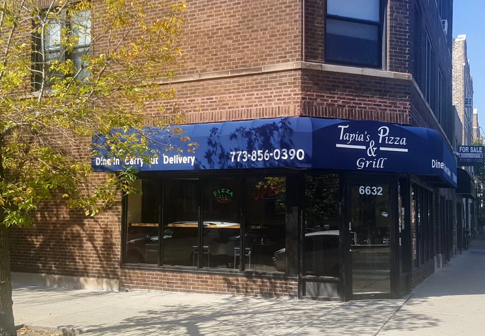 Tapia's Pizza on Howard photo 4