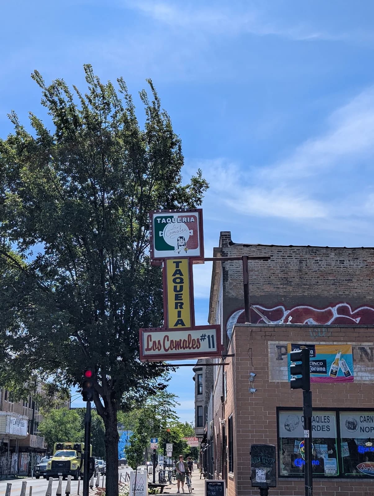 Taqueria Los Comales Logan Square photo 3