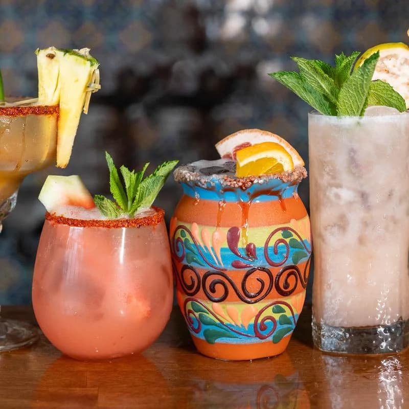 El Mariachi Tequila Bar & Grill photo 3