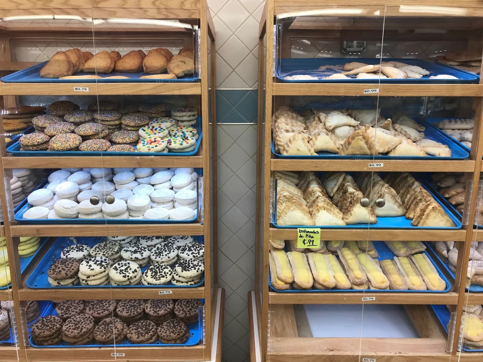 Le Paris Bakery photo 8