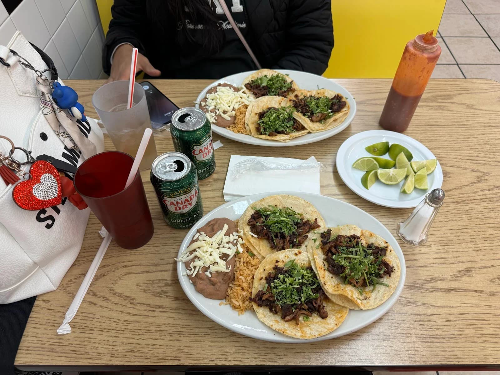 Allende Restaurant #1 photo 4