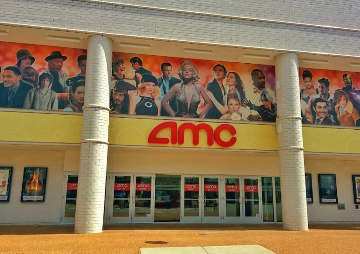 AMC Oakbrook Center 4 photo 2