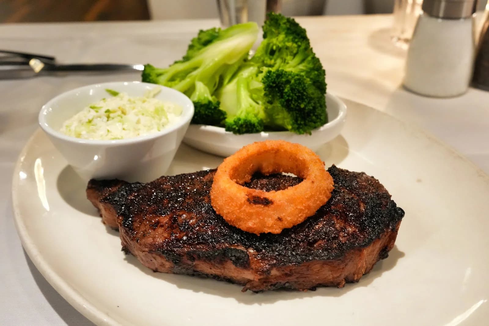 Carson’s Prime Steaks & Famous Barbecue – Chicago (Streeterville) photo 8