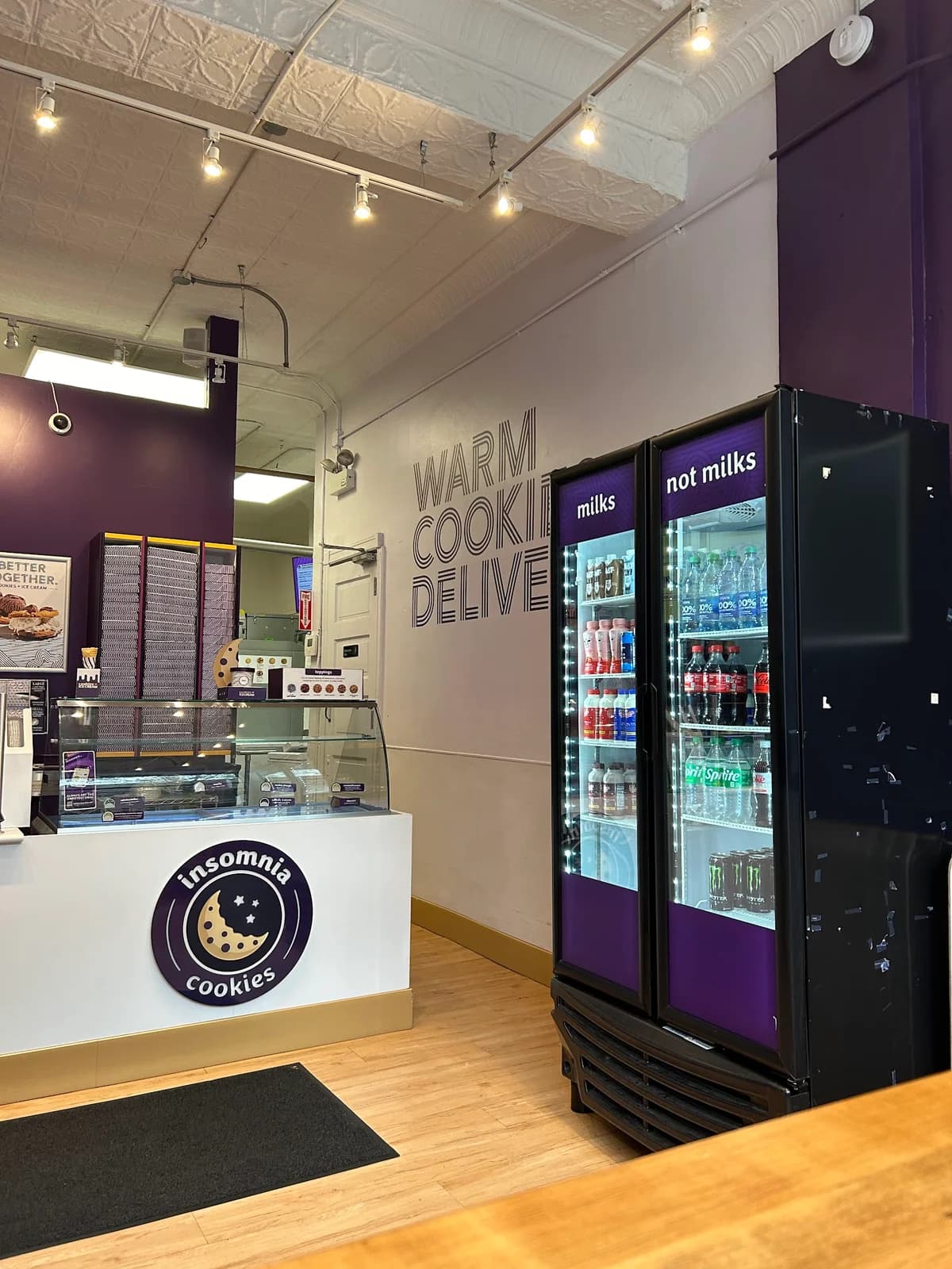 Insomnia Cookies photo 1