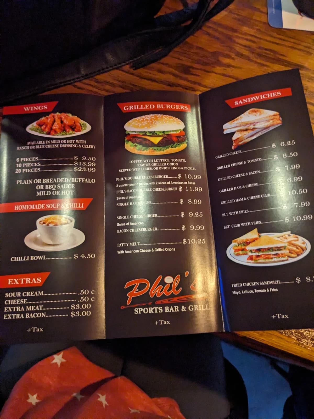 Phil's Sports Bar & Grill photo 9