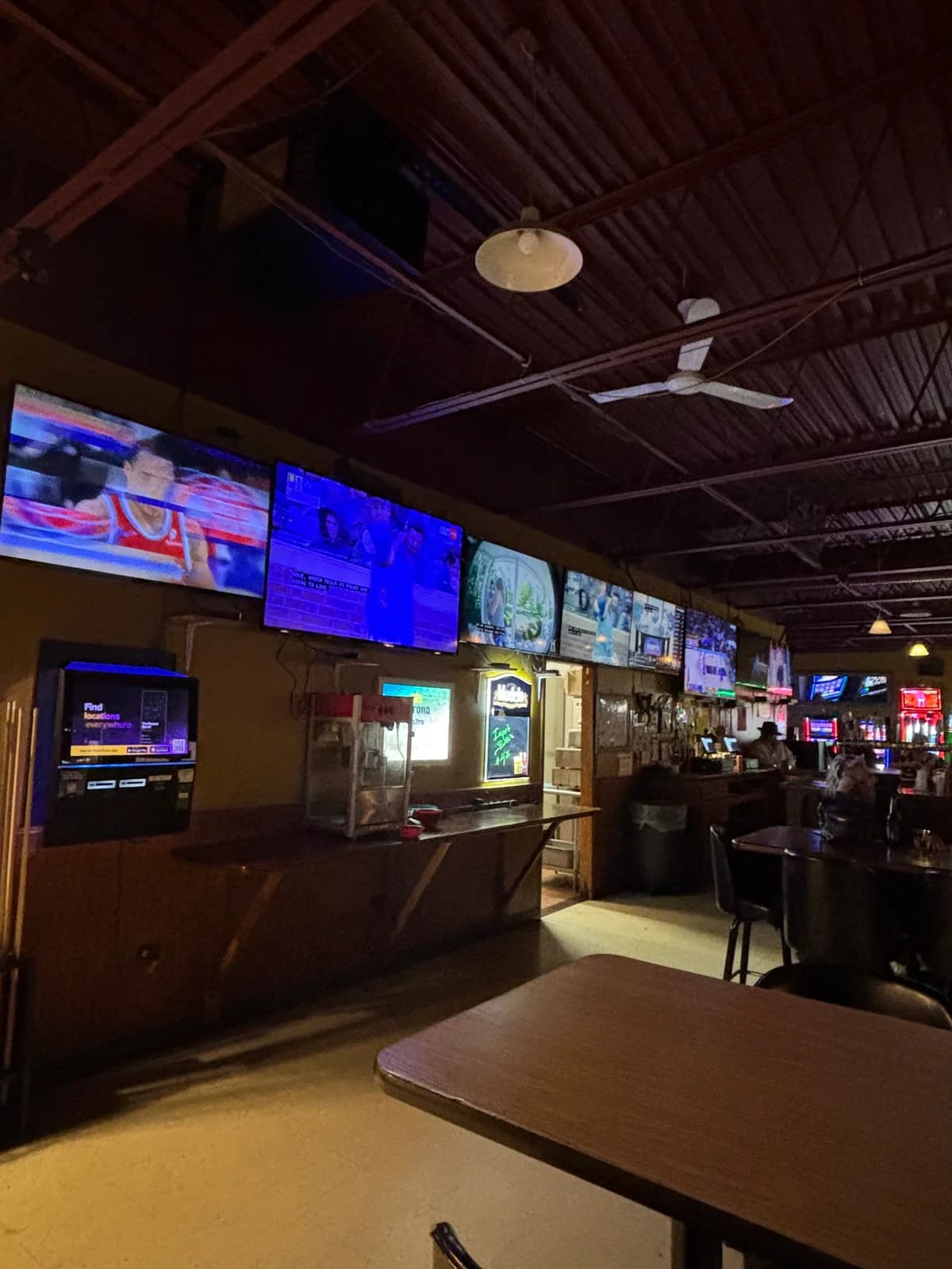 Phil's Sports Bar & Grill photo 1