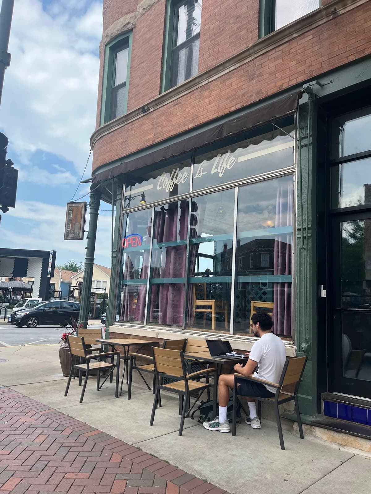 Bridgeport Coffeehouse photo 3