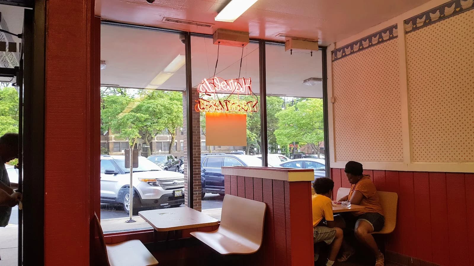 Harold's Chicken Hyde Park photo 2