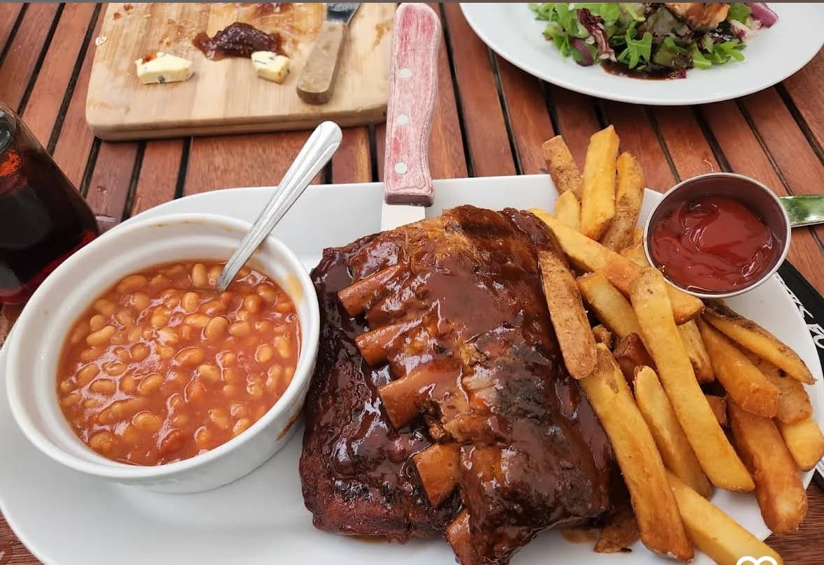 Peckish Pig photo 10