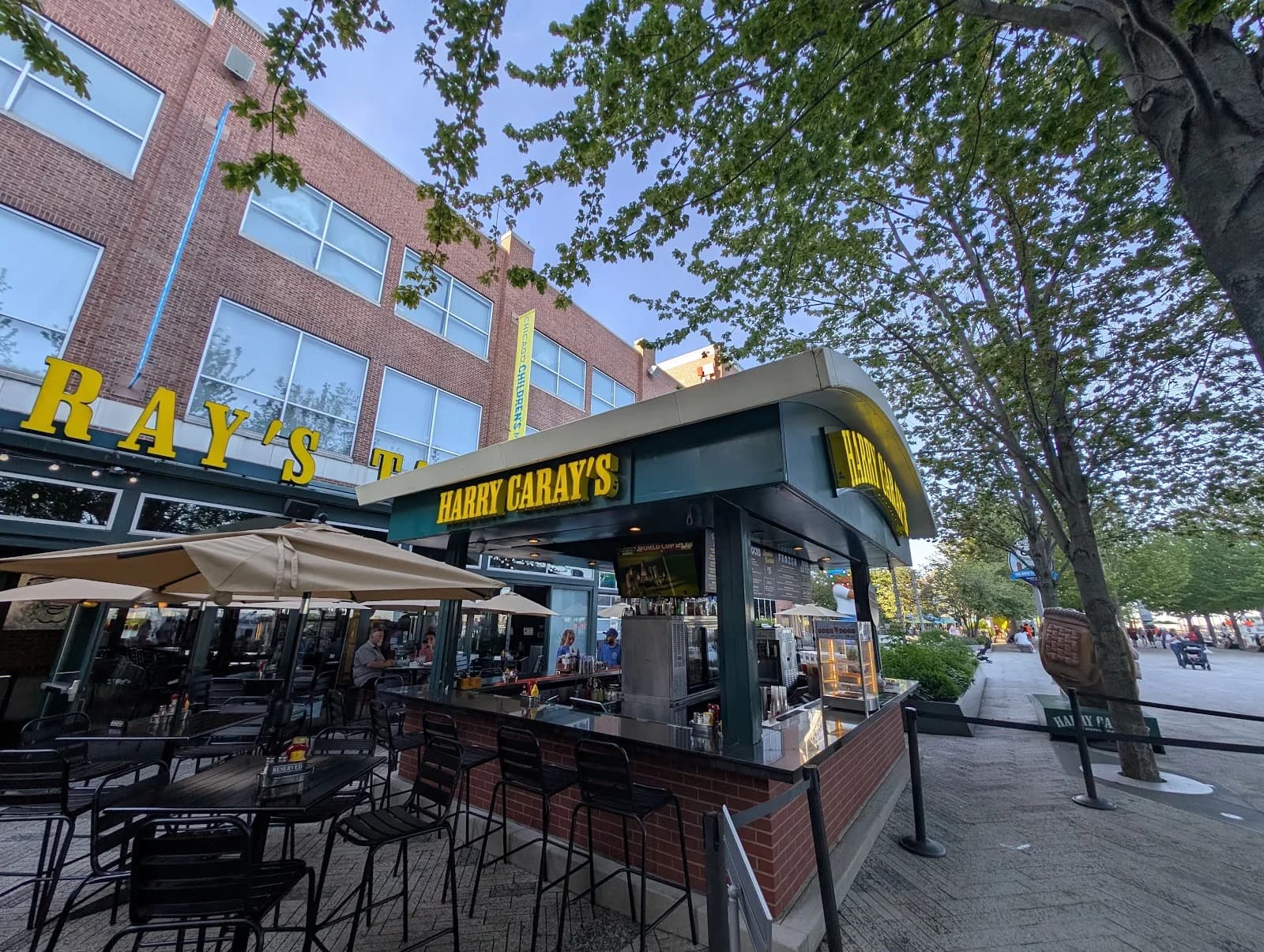 Harry Caray's Tavern, Navy Pier photo 5