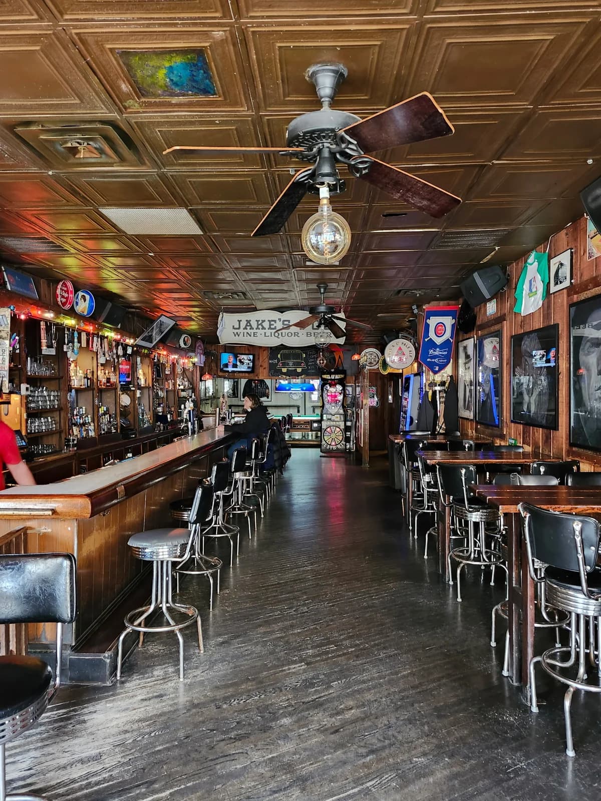 Jake's Pub photo 2